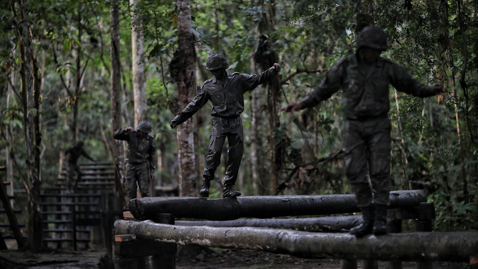 Hombres de acero: así se preparan los más experimentados militares del mundo