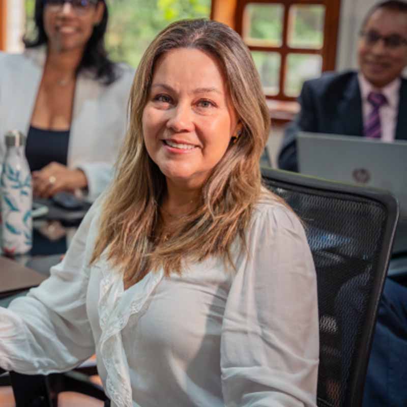 Estas son las 100 empresas más grandes de Colombia y las 900 siguientes. Pese a dificultades, sus ventas siguen subiendo
