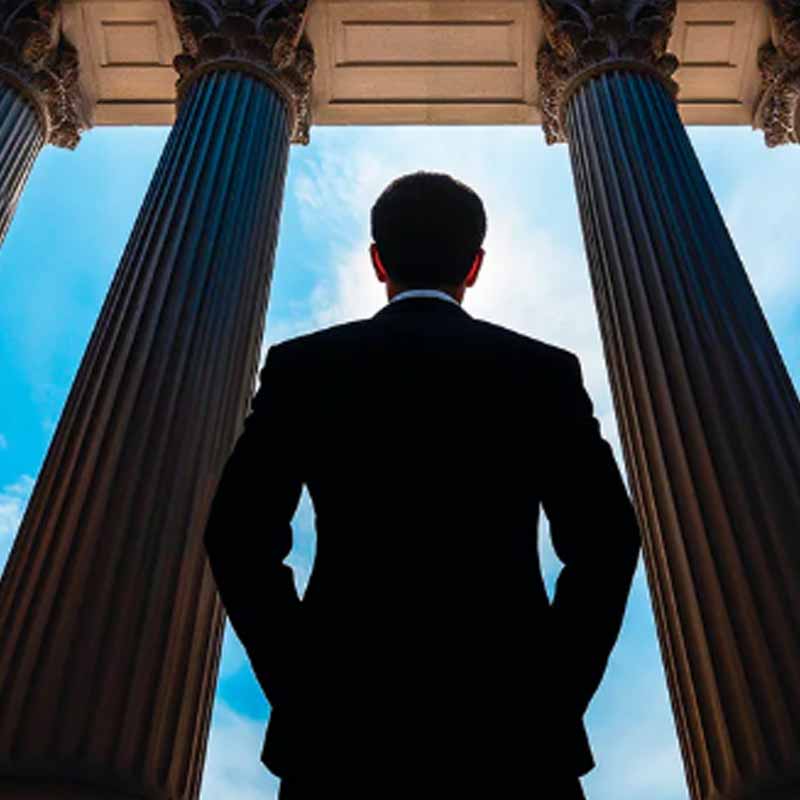 Reformas, litigios y geopolítica: así navega el sector legal el 2025. Ranking de abogados